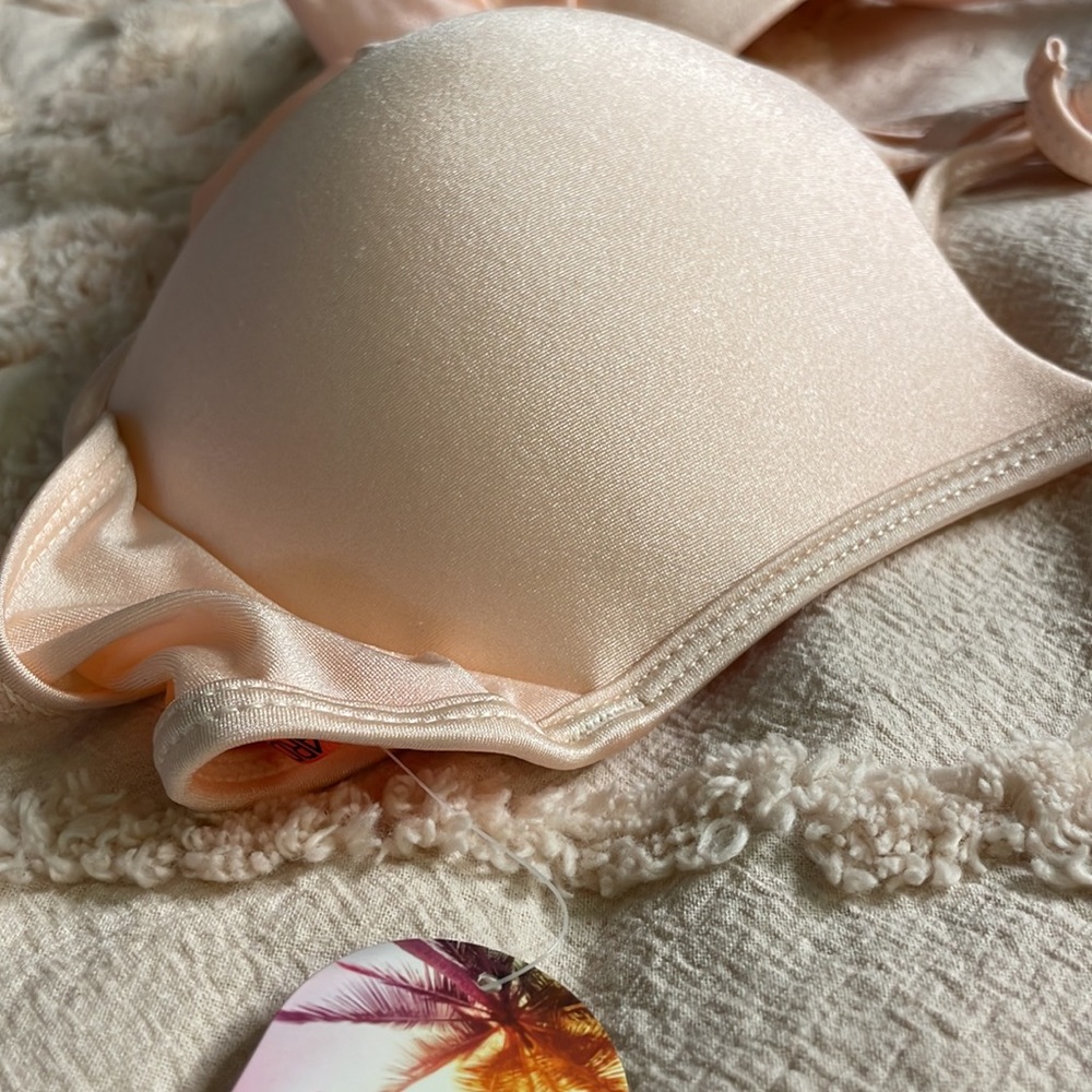 Light Pinkish Peach Bikini - Picture 5 of 8